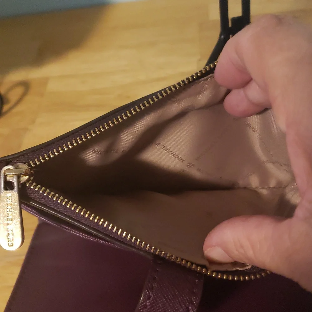 Michael Kors compact michael